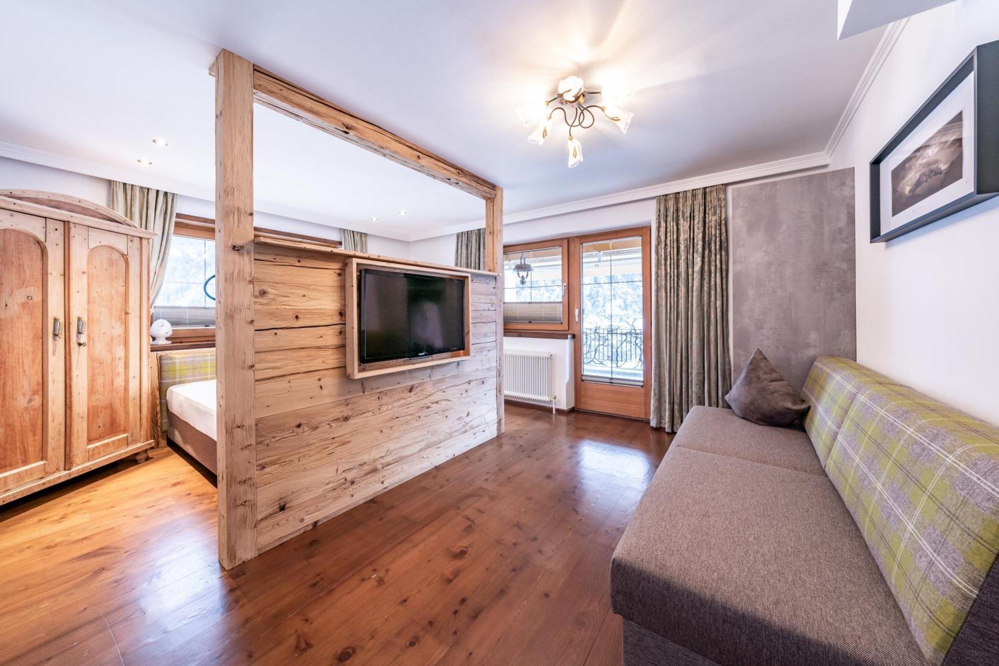 Landhaus Seiringer Apartments Finkenberg Ngoại thất bức ảnh